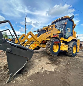 Экскаватор-погрузчик XGMA XG765N (WC) CARRARO, джойстики