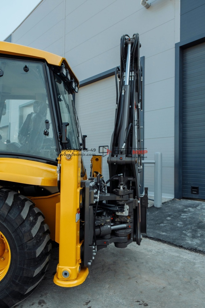Экскаватор погрузчик WEHEAVY WLB468-II (Сarraro) 6