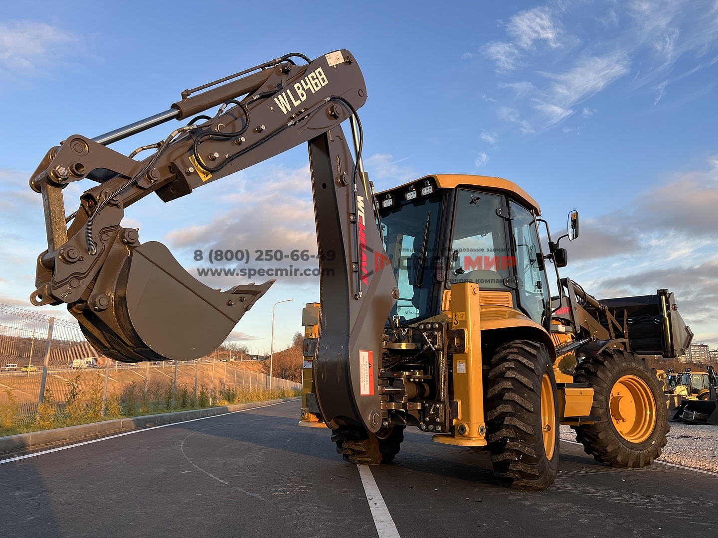 Экскаватор погрузчик WEHEAVY WLB468 (Мосты LOVOL) равновеликие колеса 3