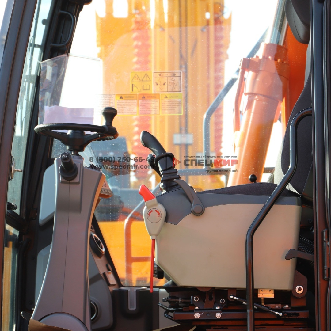 Экскаватор колесный LONKING CDM6155W 6