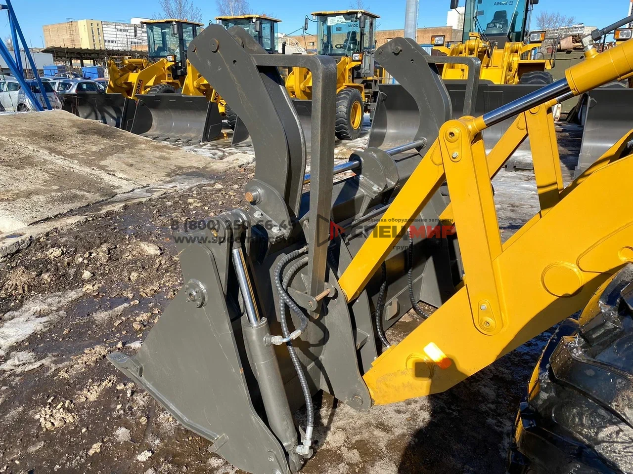 Экскаватор-погрузчик XGMA XG765H-4TX (F) равновеликие колеса, джойстики 3