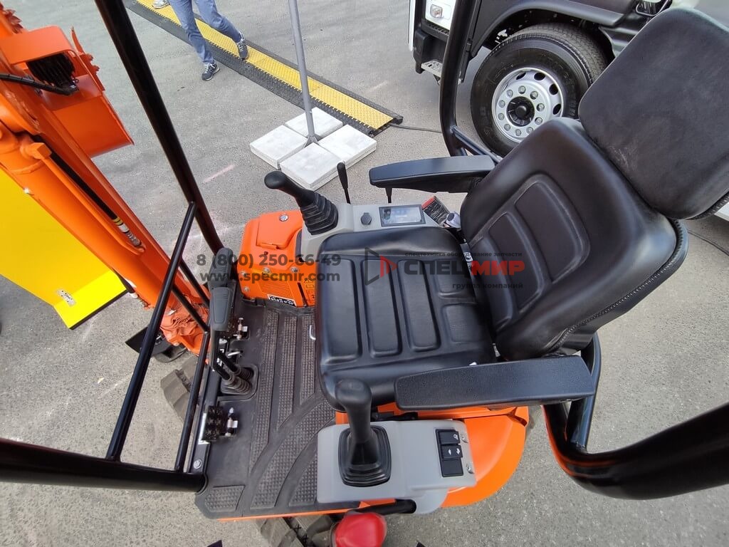 Экскаватор гусеничный LONKING CDM6016 14
