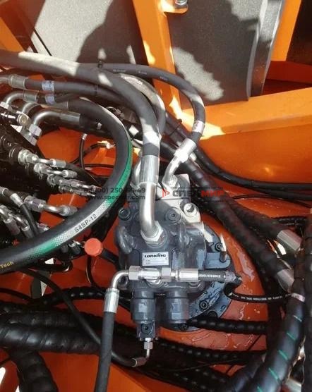 Экскаватор колесный LONKING CDM6150W 12