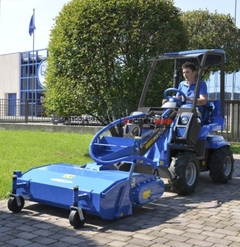 Мини-Погрузчик MultiOne 2.3EFI