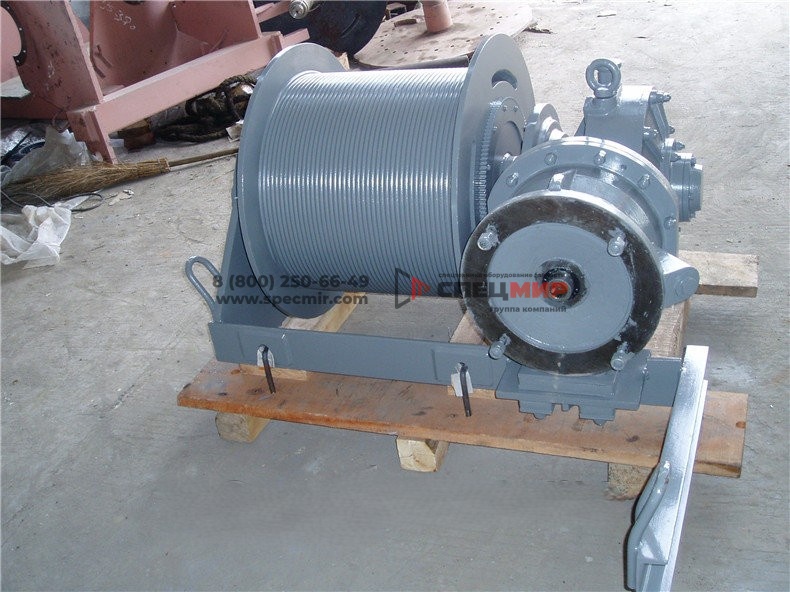 Редуктор механизма передвижения грузовой тележки K77B-40-112V1-M4 1