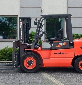 Электрический вилочный погрузчик Lonking LG50B